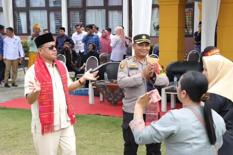 Kapolres Kuansing Hadiri Pembukaan Pacu Jalur Tradisonal 2023